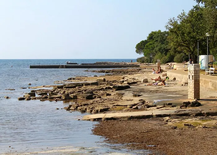 With Parking Space Dolinci, - 7111 Appartement Umag