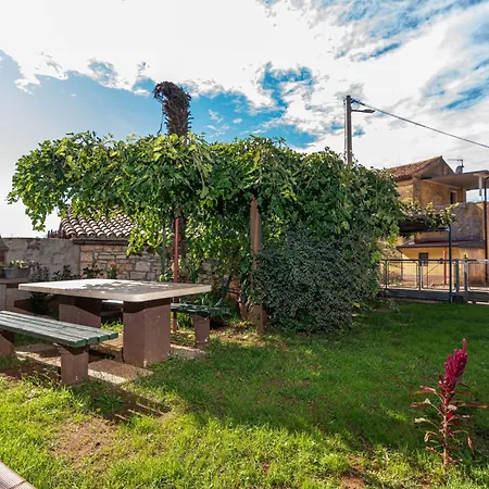 Apartments With Parking Space Dolinci, Umag - 7111