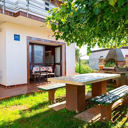 With Parking Space Dolinci, - 7111 Umag
