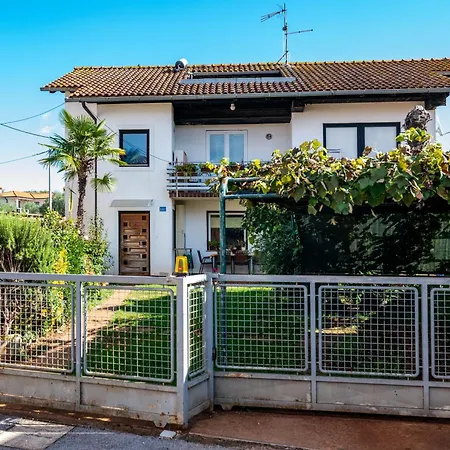 With Parking Space Dolinci, - 7111 Apartmán Umag